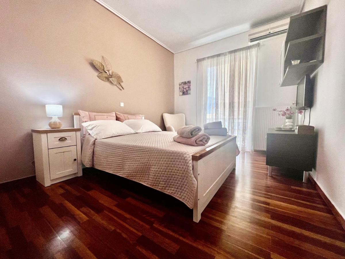 カラマタElegant Downtown Retreatアパートメント エクステリア 写真
