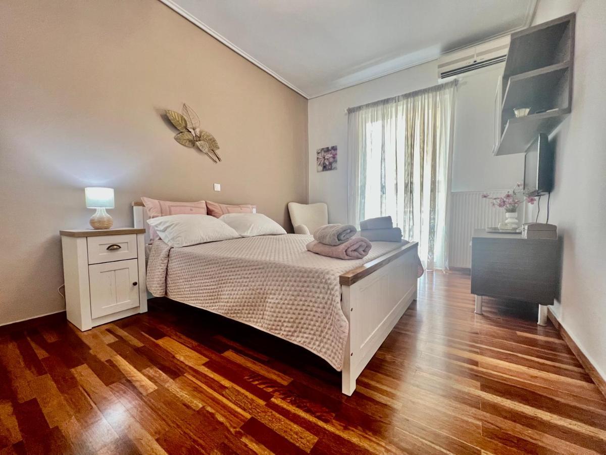 カラマタElegant Downtown Retreatアパートメント エクステリア 写真